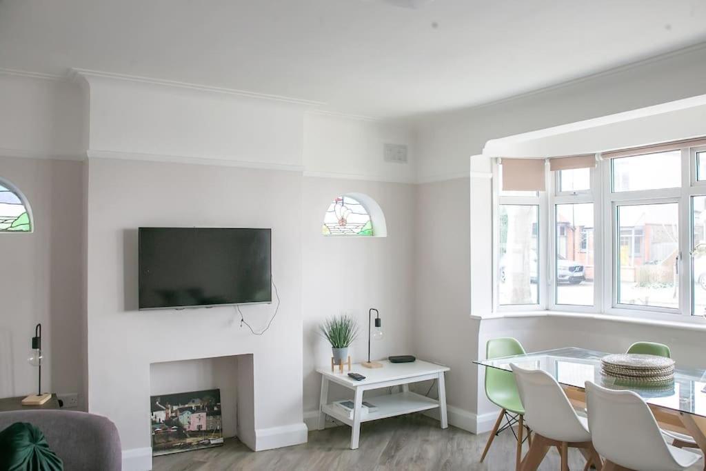 사우스엔드온시 Coastal Haven In Leigh-On-Sea 아파트 외부 사진