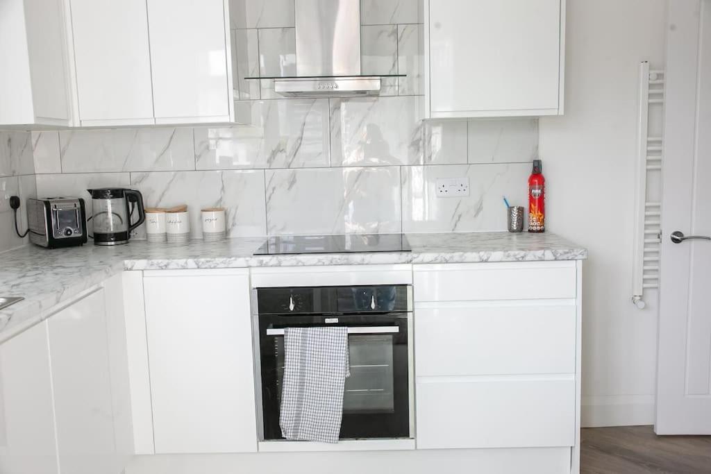 사우스엔드온시 Coastal Haven In Leigh-On-Sea 아파트 외부 사진